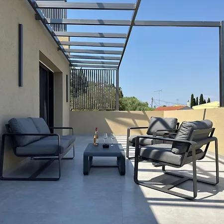 Vithοs Luxury Living 公寓